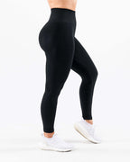 ZOFIA ATELIER black seamless jacquard yoga pants with a high waist and body-shaping features.