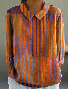 ZOFIA ATELIER blusa de manga 3/4 com padrão de riscas verticais em laranja, azul e cinzento, colarinho Peter Pan.
