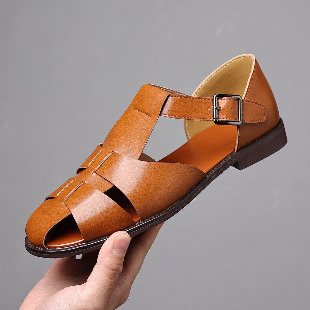 ZOFIA ATELIER brown leather fisherman sandals with buckle closure and open toe, suitable for business casual.