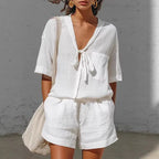 ZOFIA ATELIER Isabella white lace-up short-sleeve set with cropped shorts, made of polyester-ammonia blend.