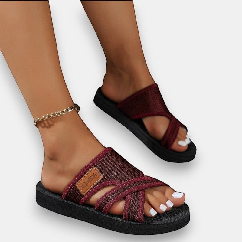 ZOFIA ATELIER MAJA crossweave sandals in wine red with open toe and sculptural strap detail.