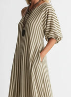 ZOFIA ATELIER off-shoulder maxi dress in green and beige stripes, made of polyester, with puffed sleeves and pockets.
