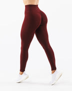 ZOFIA ATELIER seamless jacquard yoga pants in deep red, featuring a high waist and buttock lifting design.